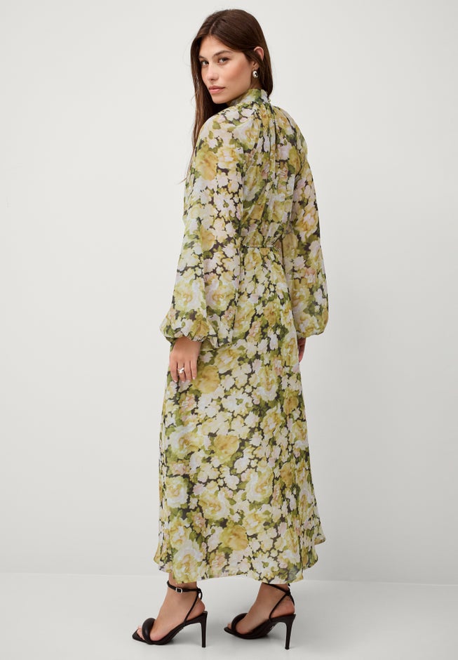 Twisted Mock Neck Maxi Dress With Keyhole image number 1