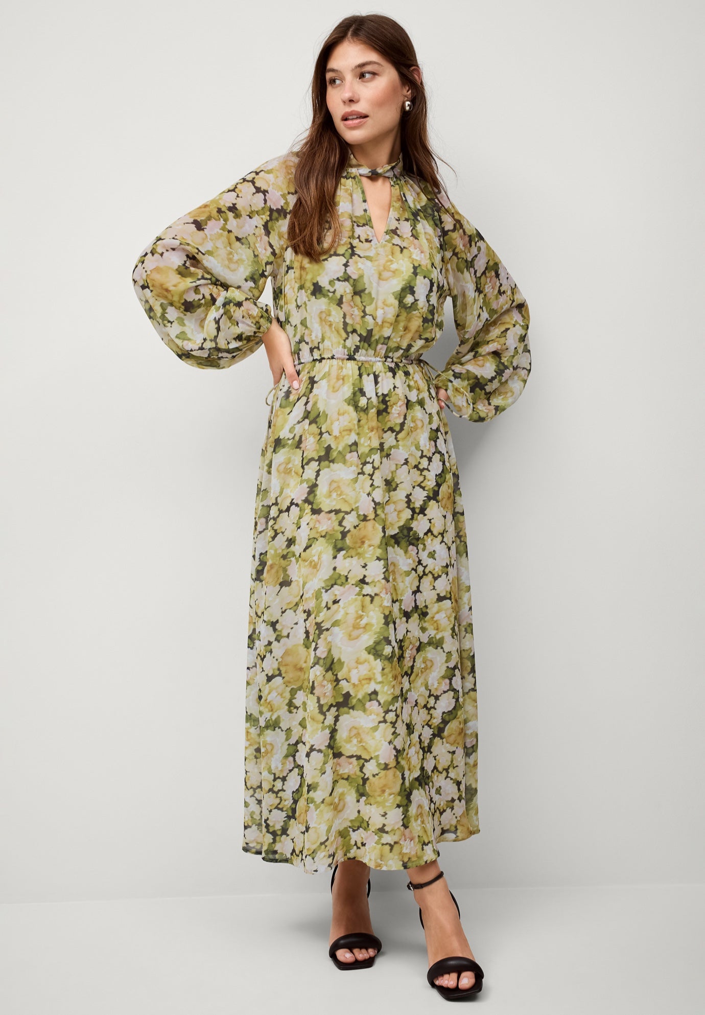 Twisted Mock Neck Maxi Dress With Keyhole image number 0