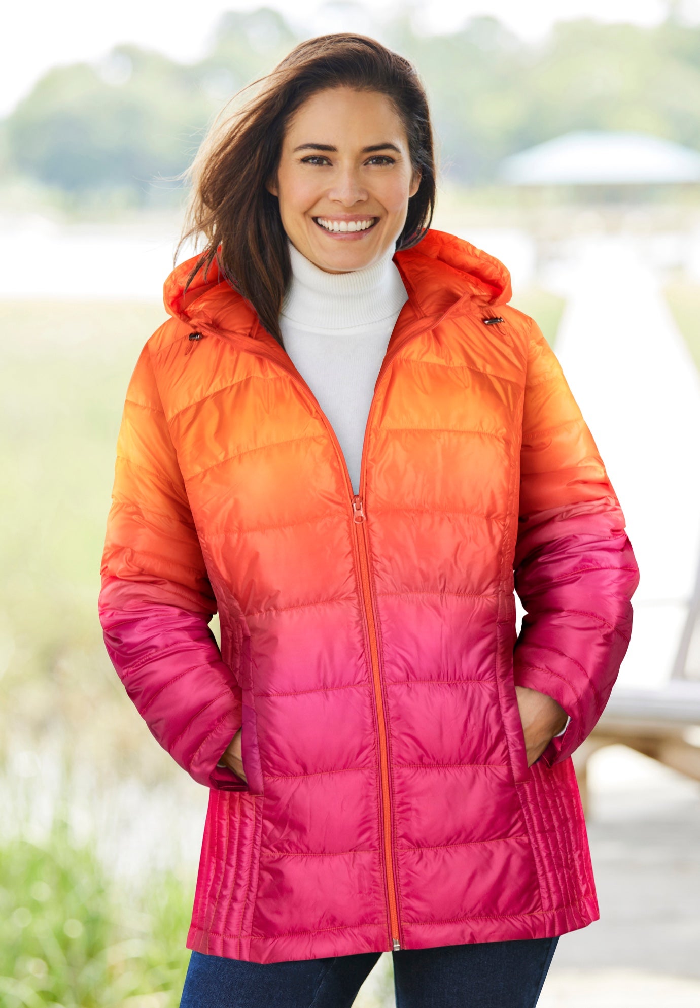 Packable Puffer Jacket image number 6
