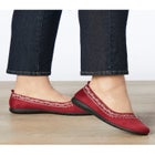 The Kellan Flat image number null