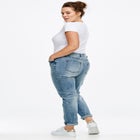 Mid-Rise Stretch Boyfriend Jeans image number null