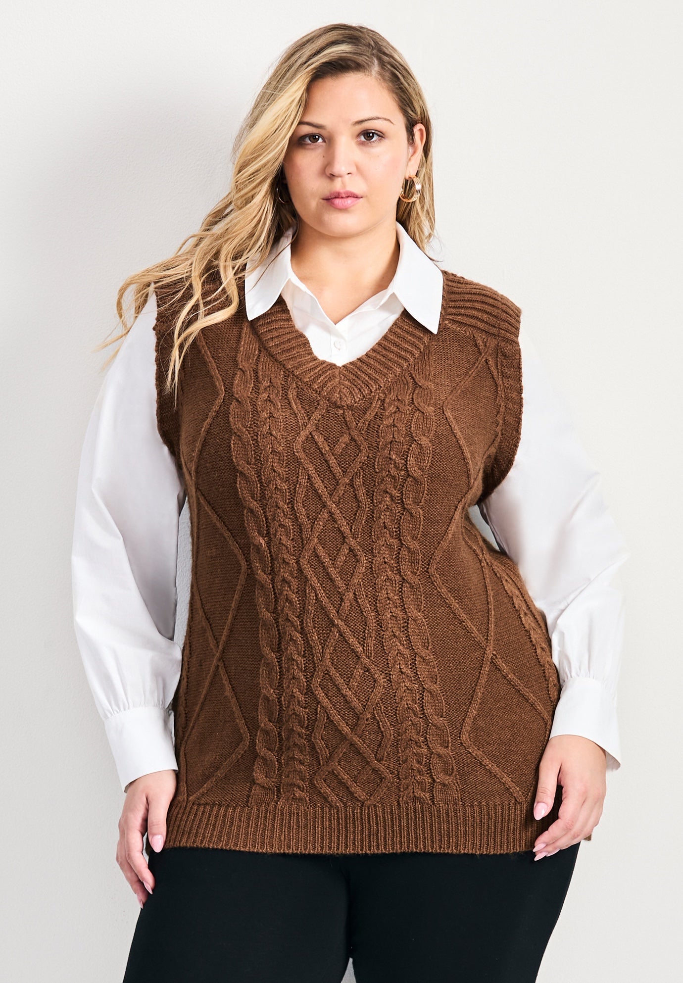 Veronica 2Fer Cable Vest image number 0