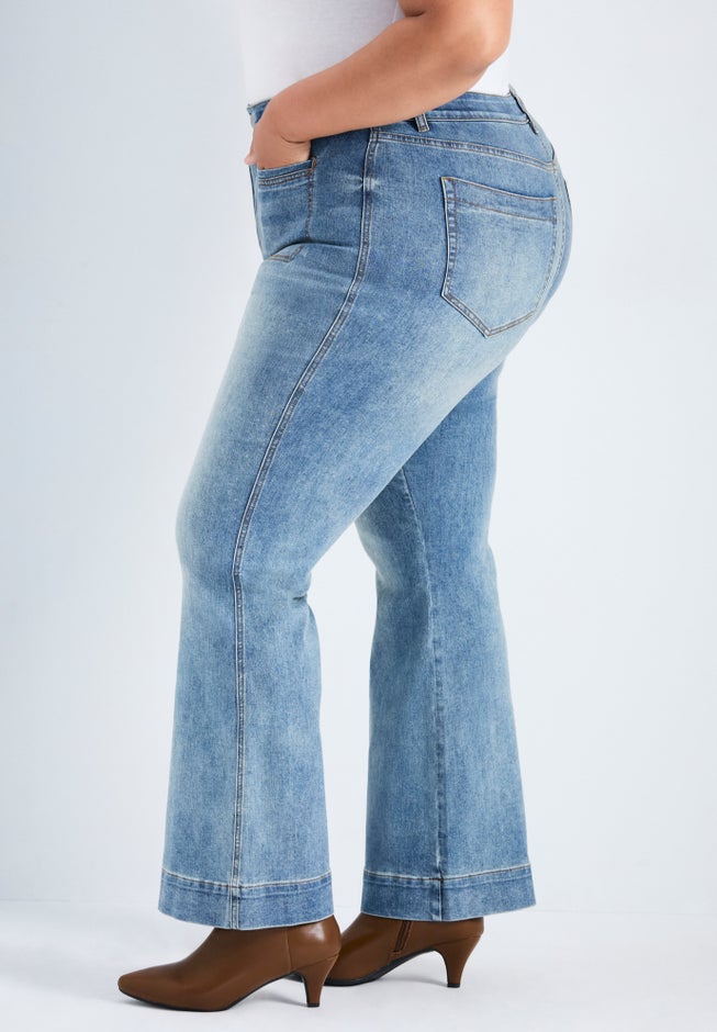 Emmy Flared Jean image number 3