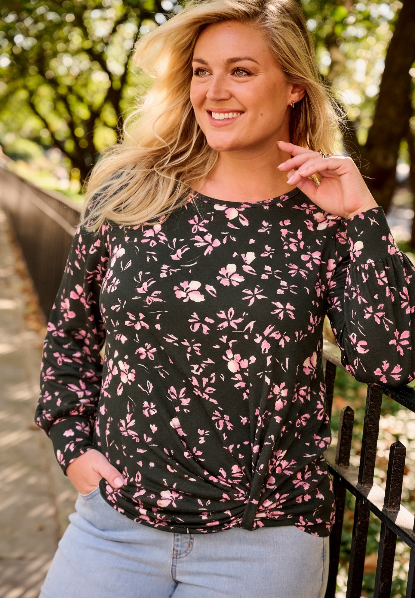 Scoop Neck Knot Hem Top image number 0