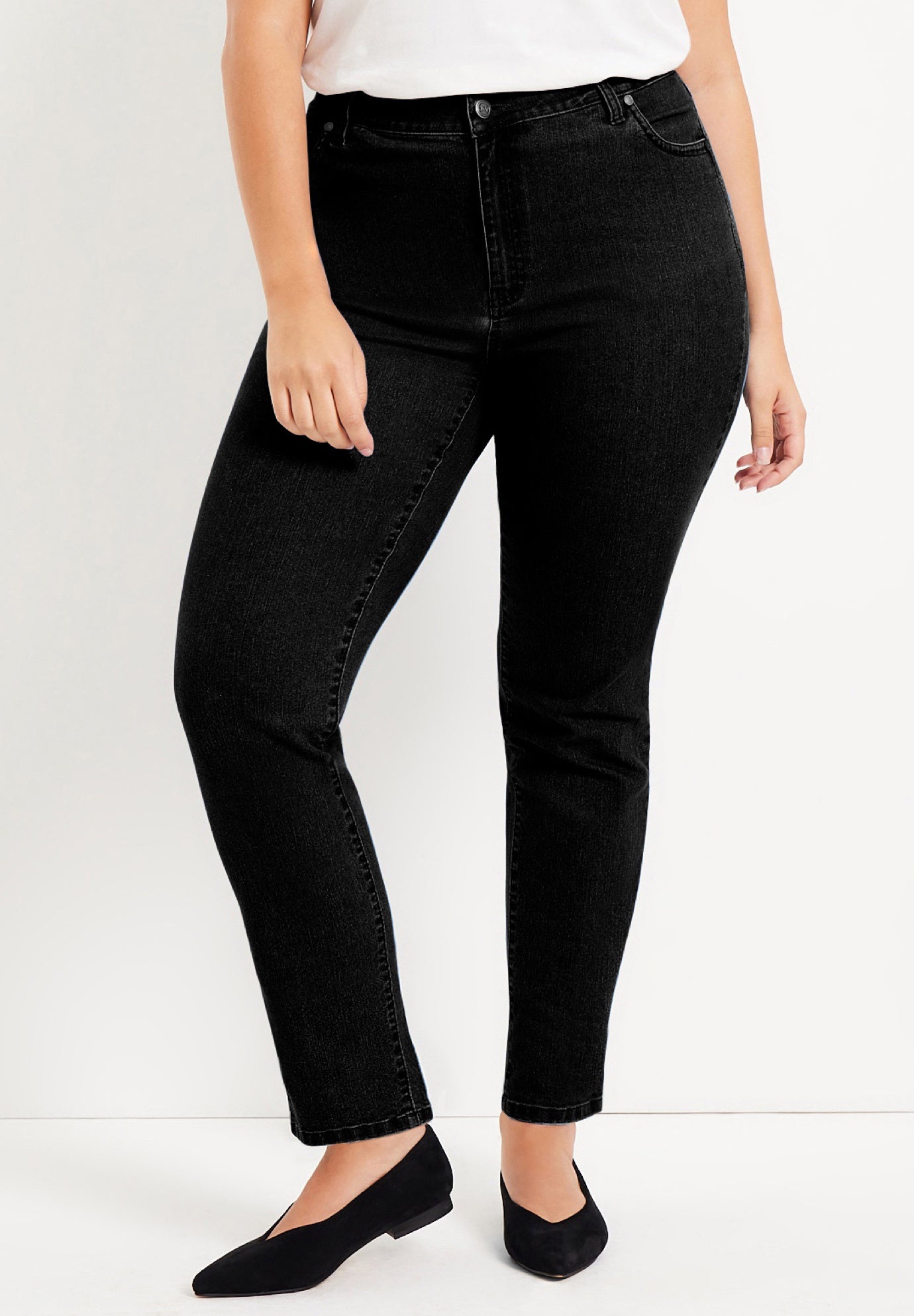 Curvie Fit Straight-Leg Jeans image number 0