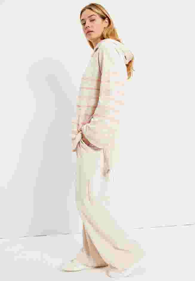 Bell-Sleeve French Terry Sweatshirt image number 2