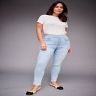 Pull On Skinny Leg Jean image number null