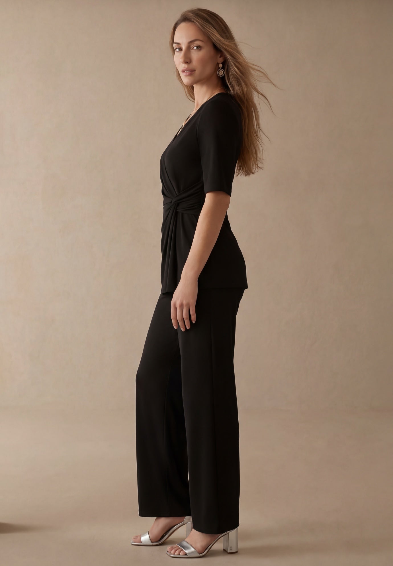 Twist Front Set image number 2