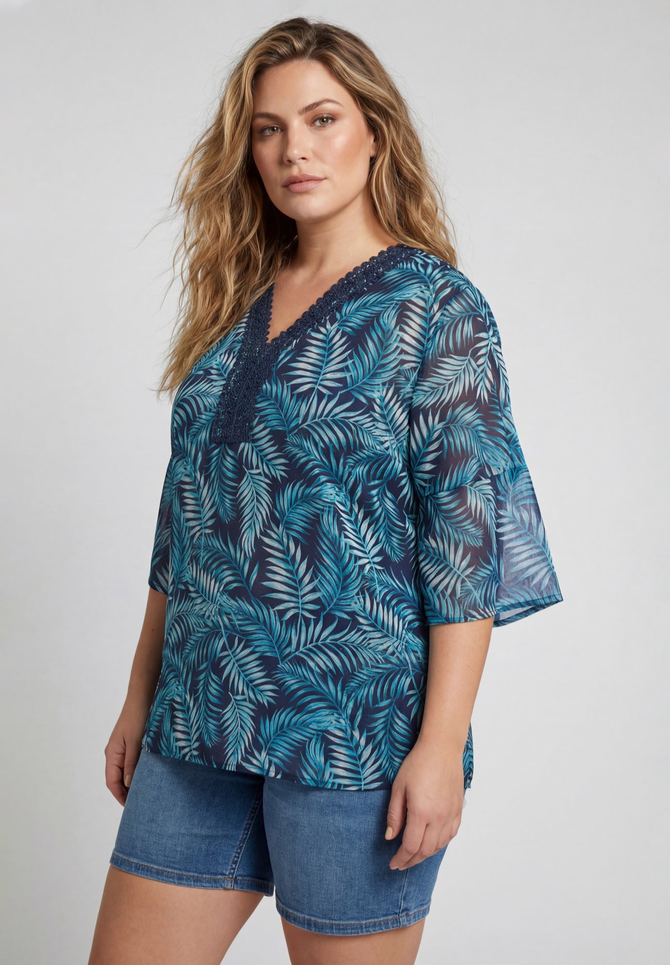 Crochet Trim Caftan Top image number 2