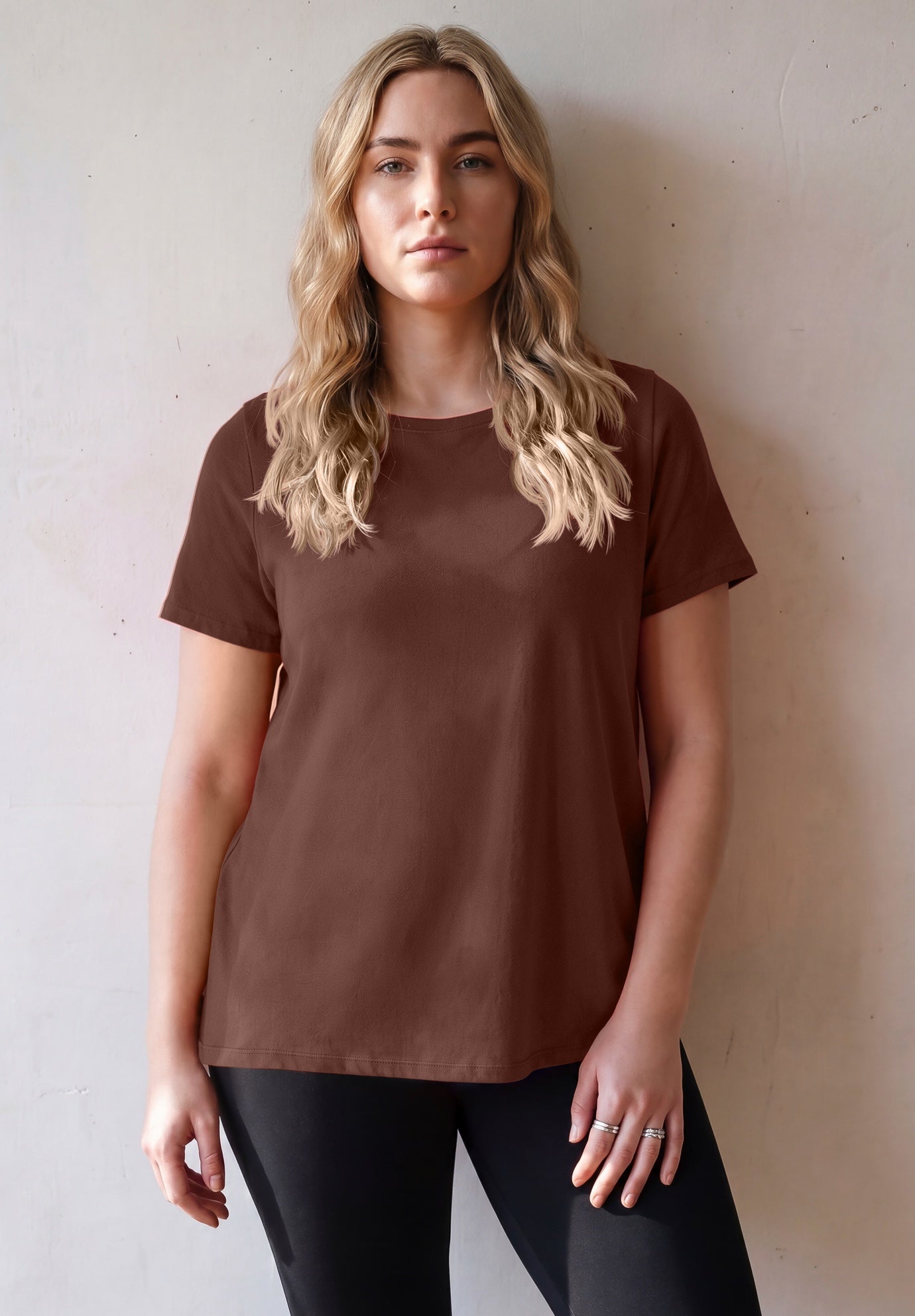 Signature Short Sleeve Tee image number 0