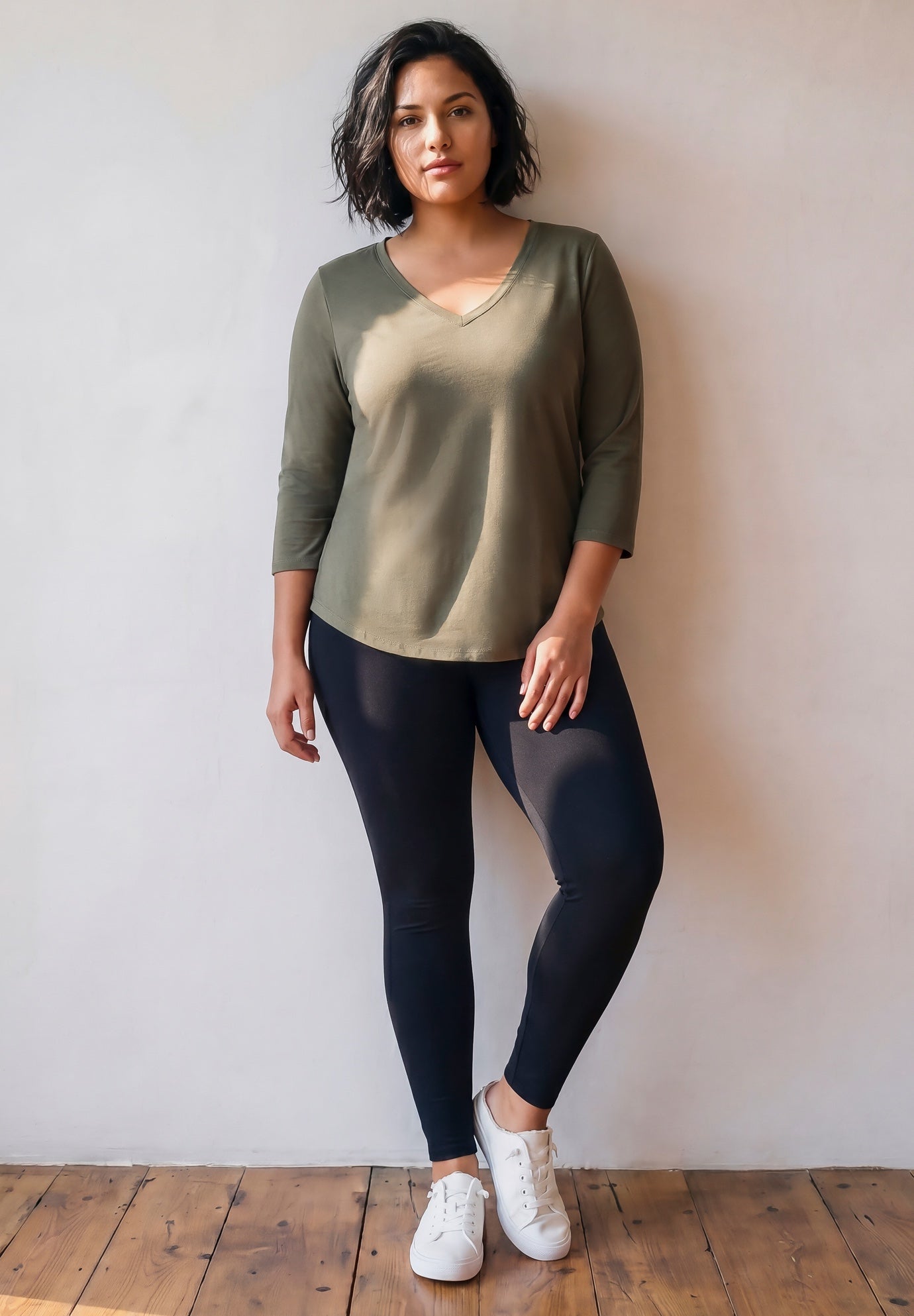 Signature 3/4 Sleeve V-Neck Tee image number 1