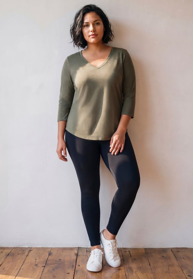 Signature 3/4 Sleeve V-Neck Tee image number 1