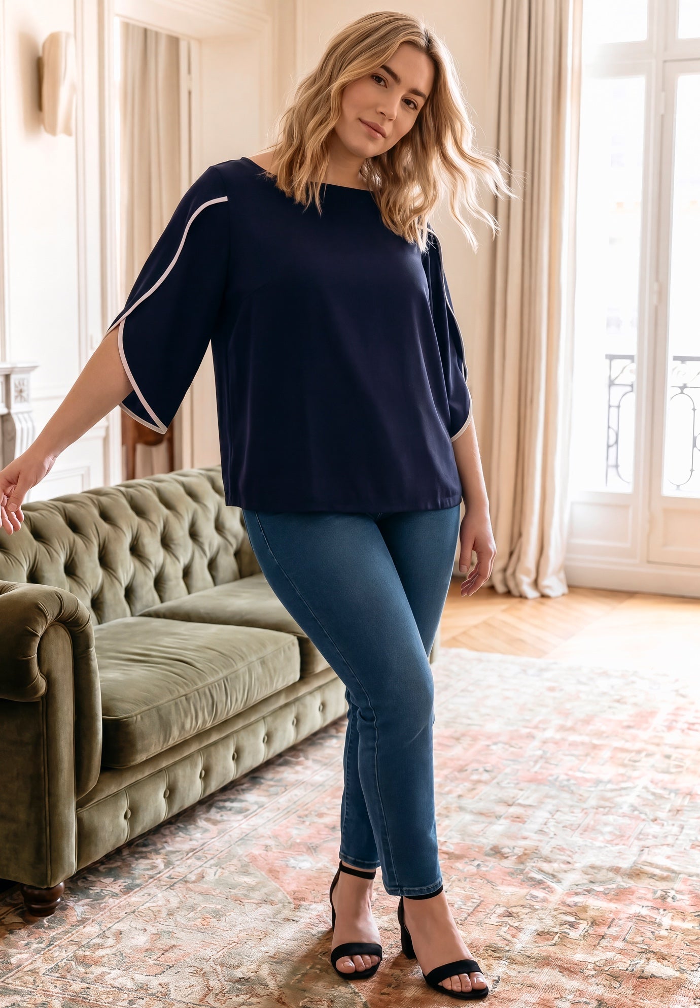 Contrast Tulip Blouse image number 2