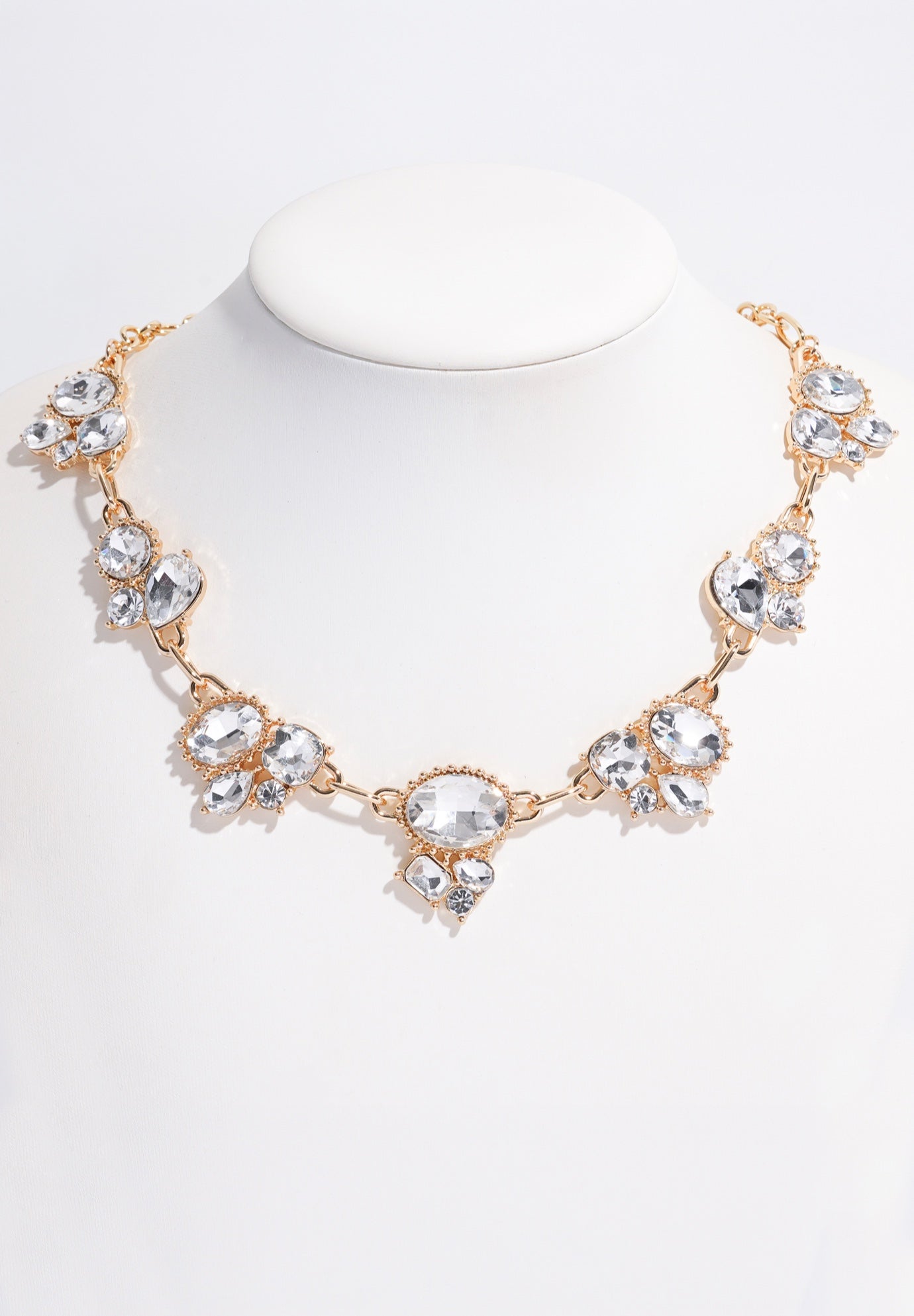 Rhinestone Necklace image number 0
