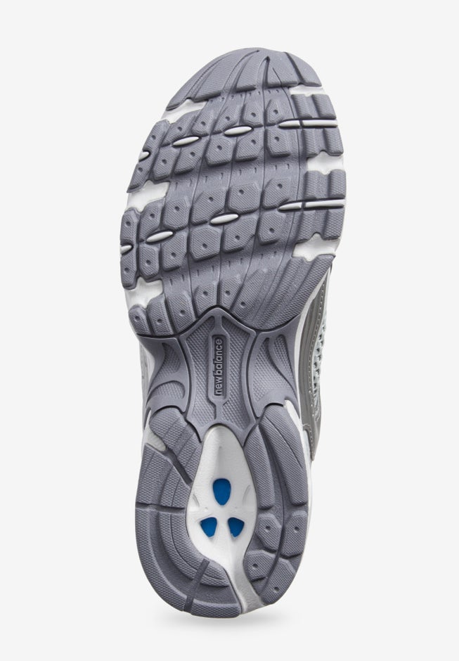 The 530 Sneaker image number 2